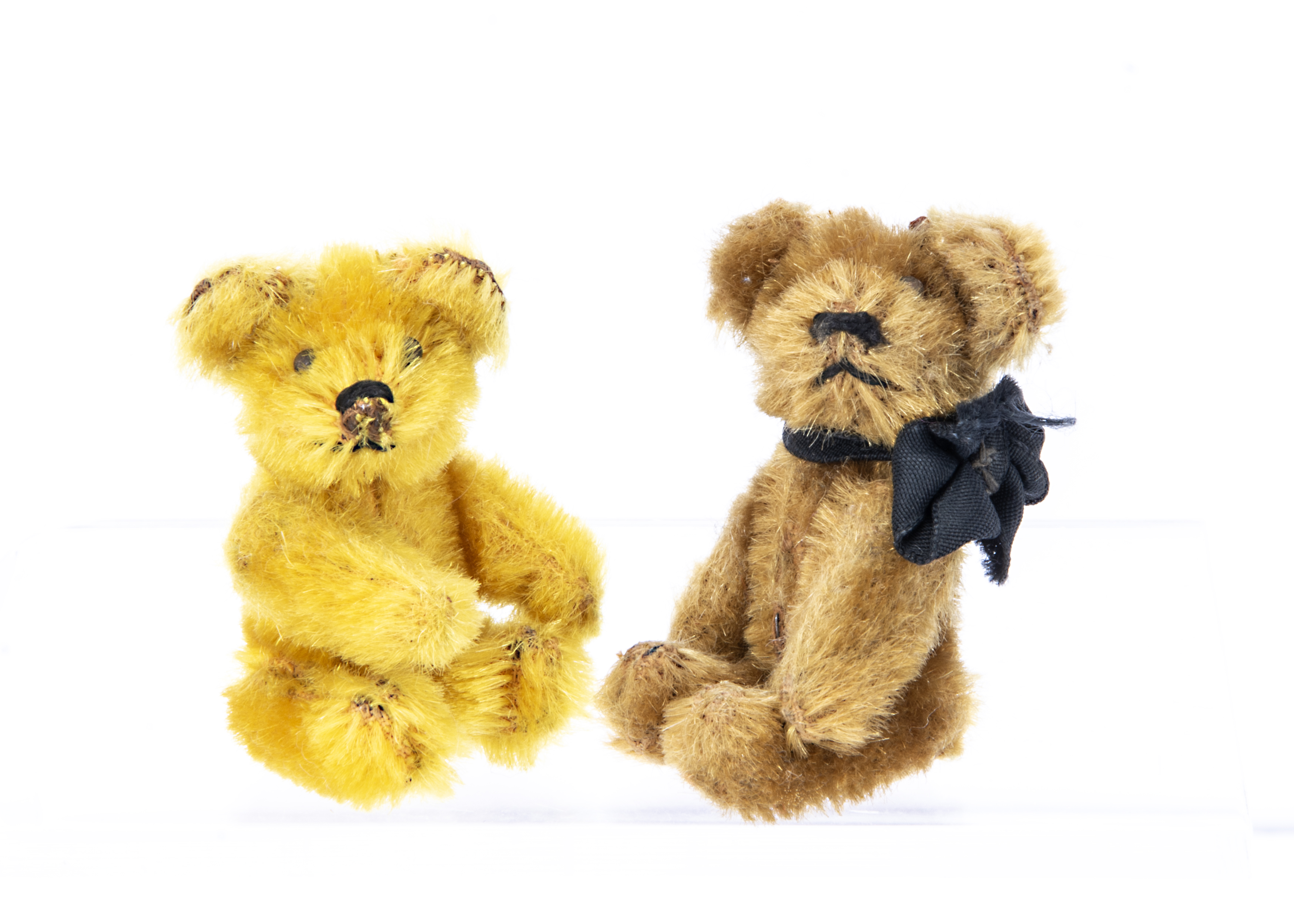 Two post-war Schuco miniature teddy bears
